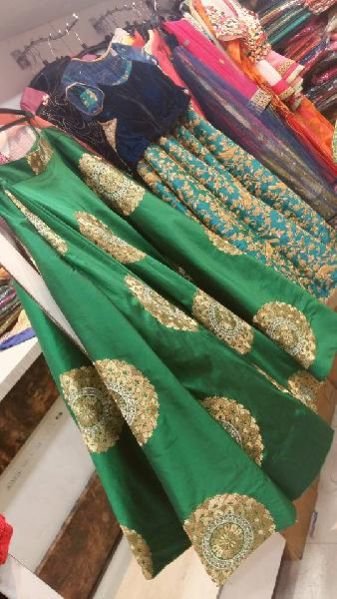tafta lehenga