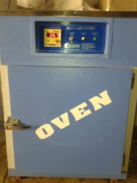 Universal Oven 02