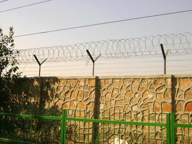 Razor Barbed Wire Fencing 03