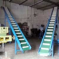 Inclined Gravity Roller Conveyor