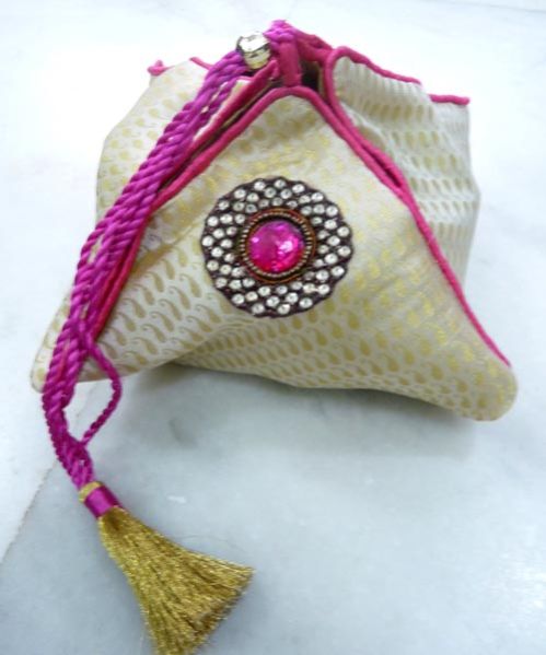 Gifting-Shagun Potli