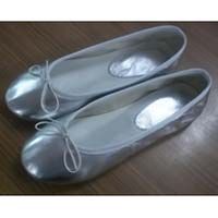 Ladies Shoes 02