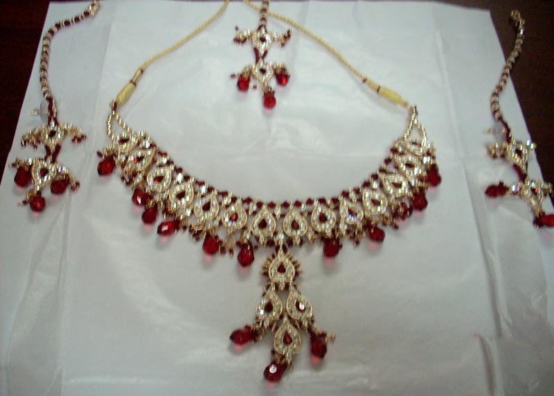 Imitation Necklace Set