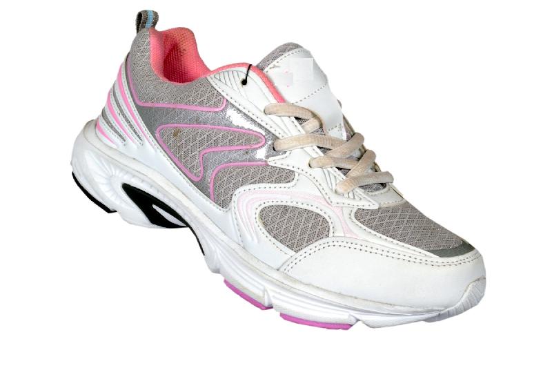 27 Ladies Sports Shoes