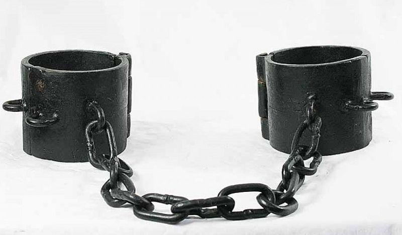 CUF-241275 (Hand Cuffling in Black)