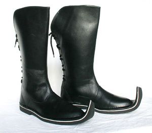 Medieval Footwear 05