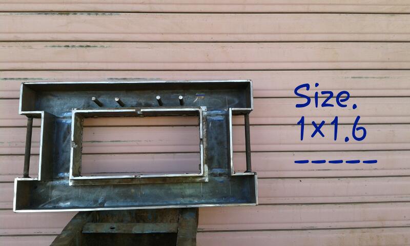 Iron Window Frame 03