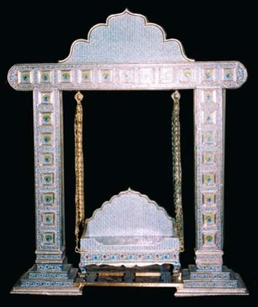 Meenakari Swing 01