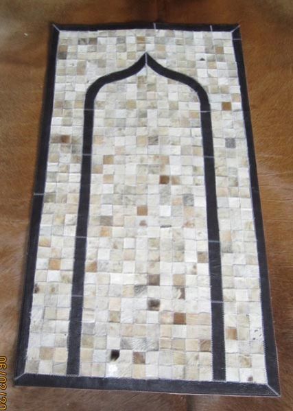 AM-788 Ja Nawaj Leather Hair On Carpet