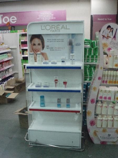 Cosmetic Display Rack 01