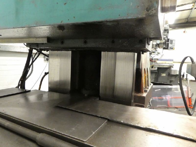 Rambaudi Versamill Universal Milling Machine 066