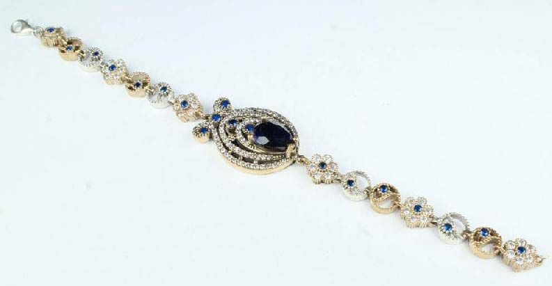 Victorian Bracelet 02