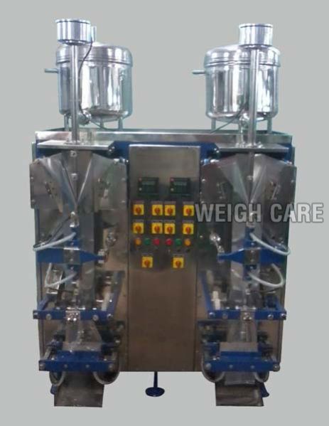 Double Head Free Flowing Liquid Packing Machine