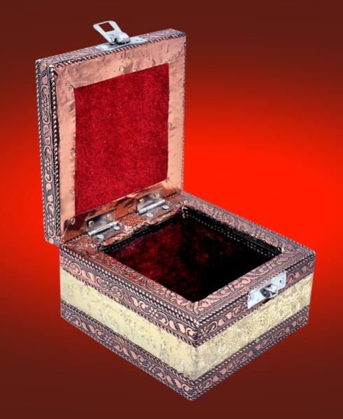 Decorative Gift Packaging Box 02