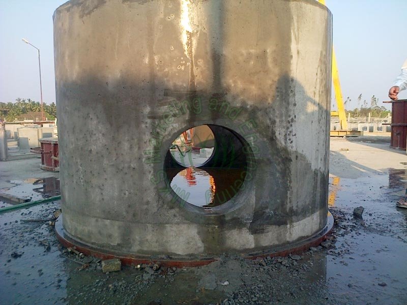Precast Concrete Manholes
