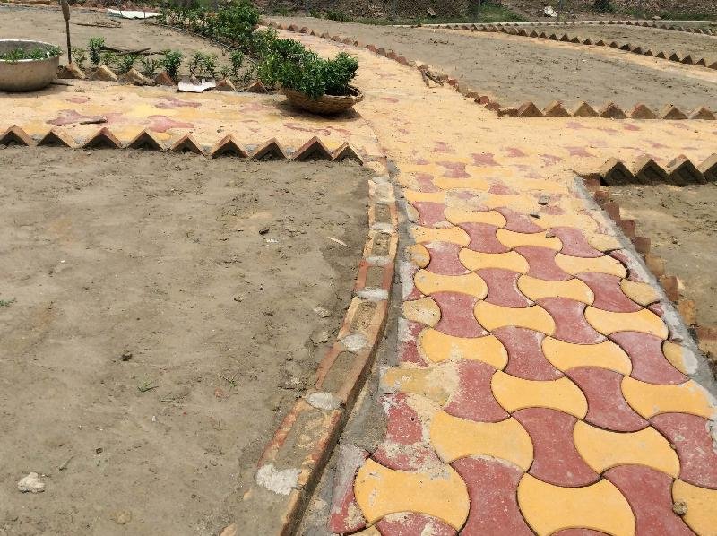 Dumbbell Paver Blocks 02