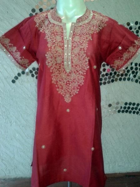 Aamir Red Cotton Embroidered Kurti