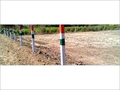 RCC Fencing Poles 04
