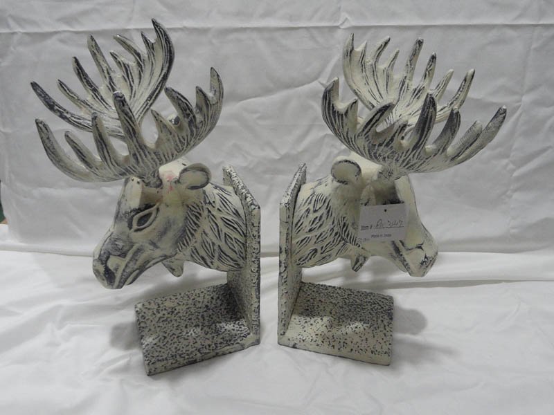 Decorative Bookend 06