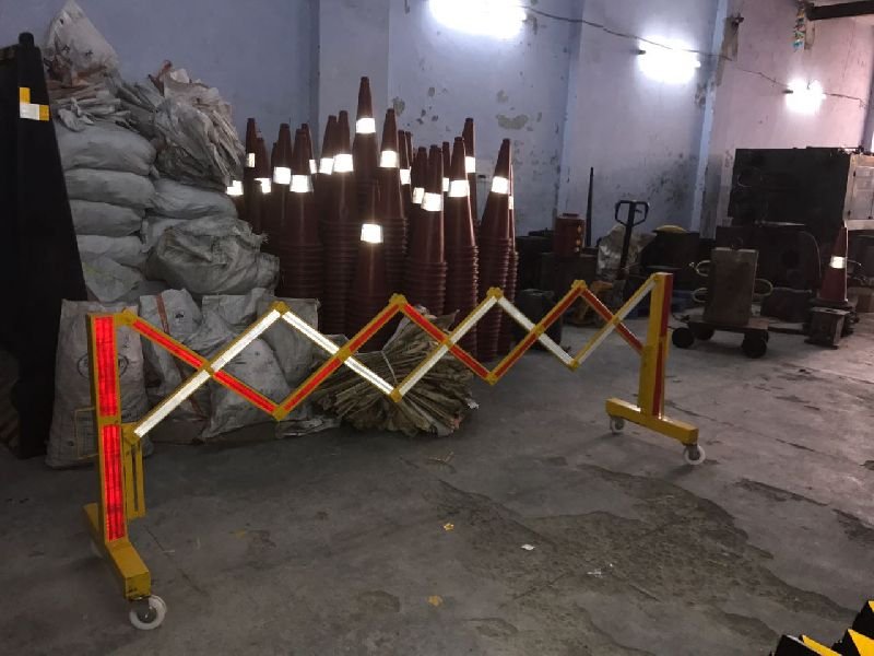 Expanding Barrier 02