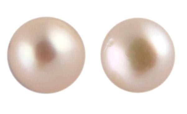 Pearl Earrings 08