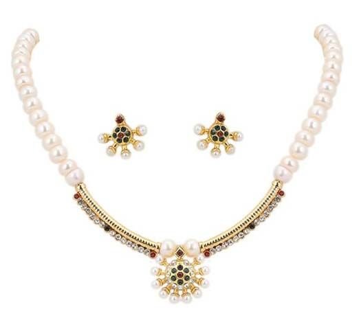 Pearl Pendant Set 12