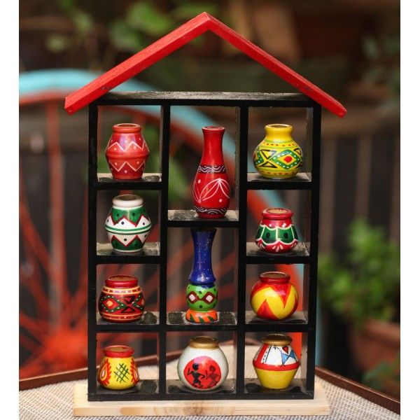Hand Painted Pots (KPWTCH020)