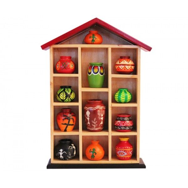 Hand Painted Pots (WOCHESR09)