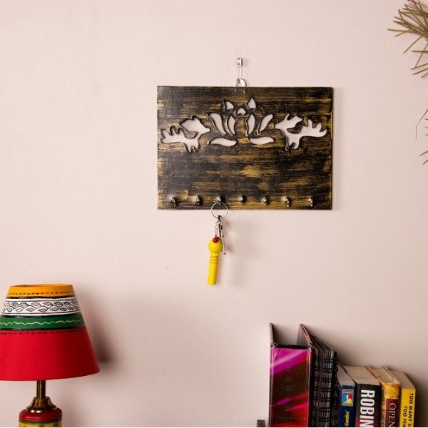 Wooden Key Holder 01