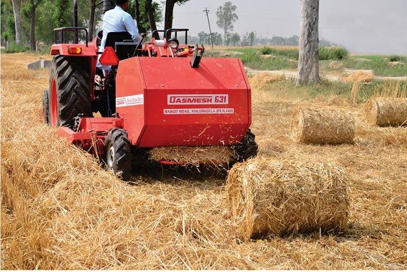 Dasmesh(631) Round Straw Baler 02