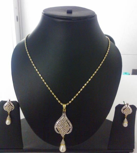 Diamond Pendant Set 03 