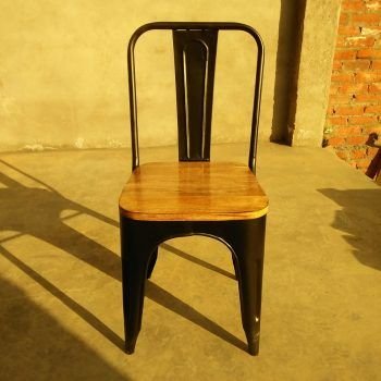 WA0009 Wrought Iron Chair