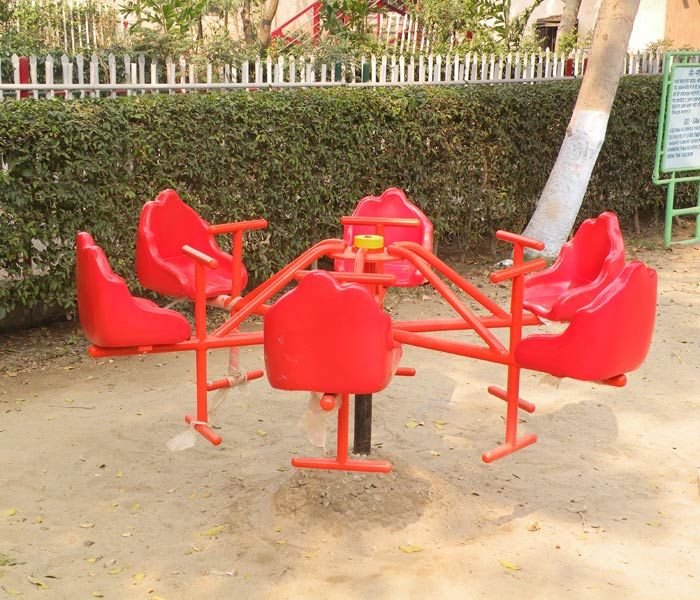 MGR07 Merry Go Round - 6 Seater