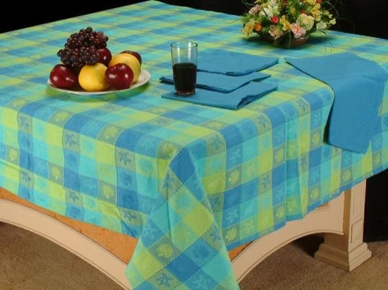 Table Linen 01