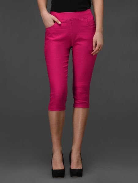 Ladies Capri 02