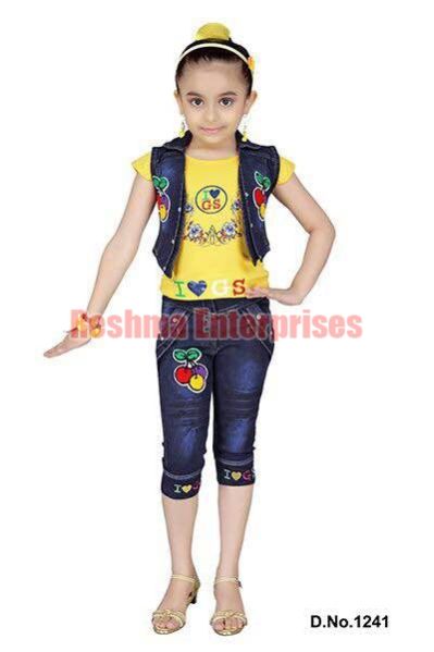 Girls Denim Capris (D.No. : 1241)