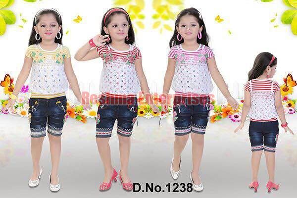 Girls Denim Shorts (D.No. : 1238)
