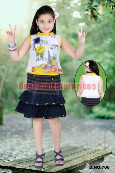 Girls Denim Skirts (D.No. : 706)