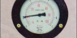 Compound Gauge