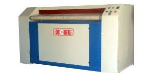 ROLLER IRONER