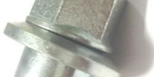 WHEEL NUT WITH SHAFT