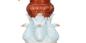 Three Color Swan Embossed Vase