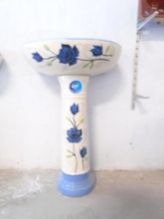 Designer Pedestal Washbasin