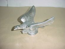 EAGLE BIRDS STATUE