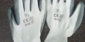 Nitrile Gloves
