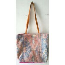 Vintage Look Hand Bag