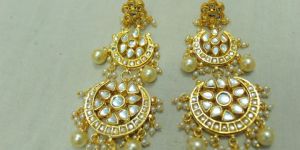 Modern Kundan Earring