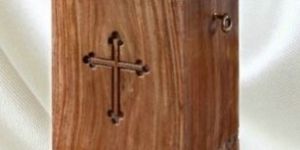 Solid Wood Cremation Urn