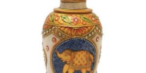 Handicraft Mesmerising Pot