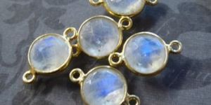 White Rainbow Round Cut Gemstone Connectors